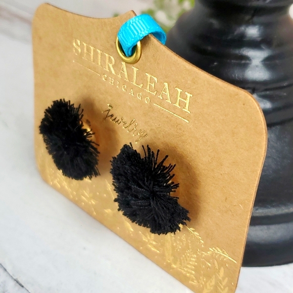 5/$30 🎀 Anthropologie | Shiraleah Chicago Black Demaris Button Pom Pom Earrings - Picture 2 of 5